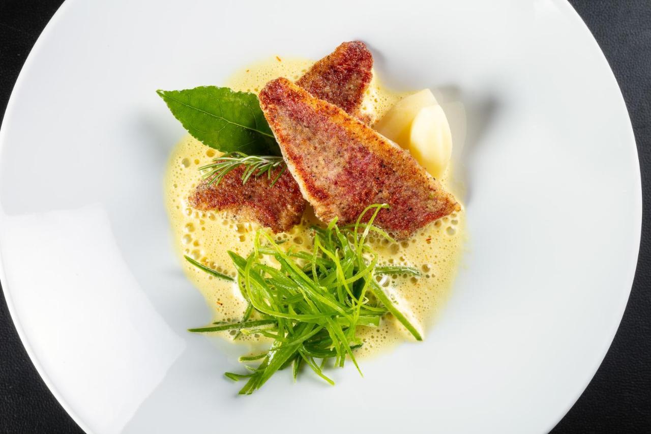 Le Pre Du Moulin - Maison Alonso - Hotel & Restaurant Sérignan-du-Comtat المظهر الخارجي الصورة